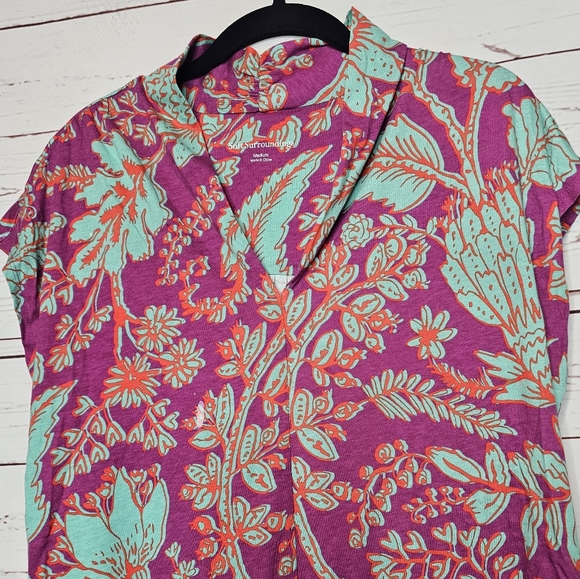 Soft Surroundings Floral V-Neck Tee - Picture 3 of 9